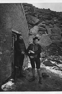 Tyrol in Arms Tirol in Waffen